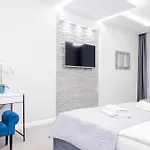 Kamienica Pod Neptunem - Rynek - Sniadanie W Cenie - 200m Do Molo Bed & Breakfast Puck