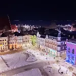 Bed & Breakfast Kamienica Pod Neptunem - Rynek - Sniadanie W Cenie - 200m Do Molo