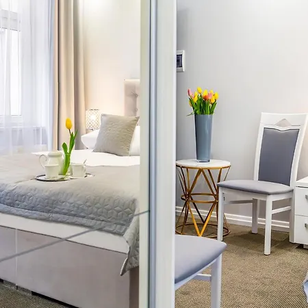 Kamienica Pod Neptunem 住宿加早餐酒店 帕克