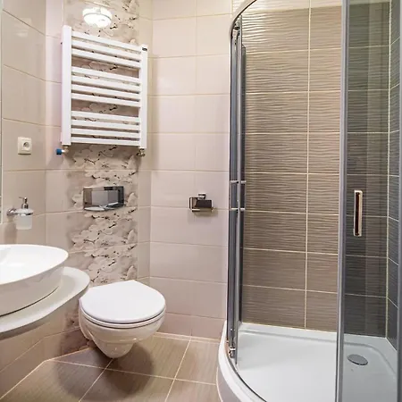 Bed & Breakfast Kamienica Pod Neptunem *