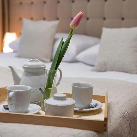 Bed & Breakfast Kamienica Pod Neptunem *
