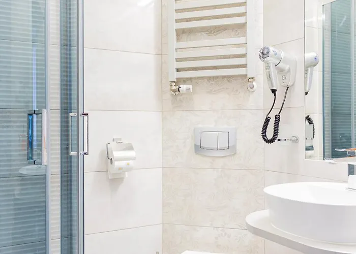 Kamienica Pod Neptunem - Rynek - Sniadanie W Cenie - 200m Do Molo 住宿加早餐酒店 4*