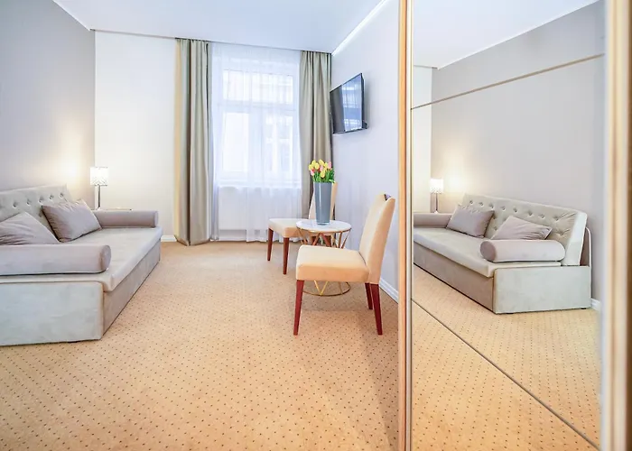 Kamienica Pod Neptunem - Rynek - Sniadanie W Cenie - 200m Do Molo 4*