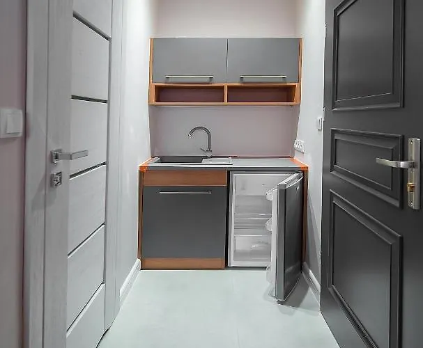 Couette-café Kamienica Pod Neptunem - Rynek - Sniadanie W Cenie - 200m Do Molo