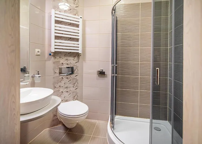 Bed and breakfast Kamienica Pod Neptunem - Rynek - Sniadanie W Cenie - 200m Do Molo 4*