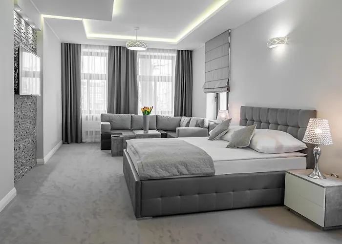 Bed and breakfast Kamienica Pod Neptunem - Rynek - Sniadanie W Cenie - 200m Do Molo 4*